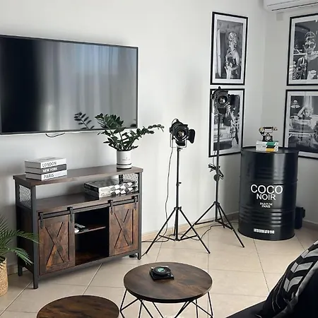 Trendy Seaside Escape 2 Bedroom Penthouse