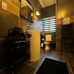 Trendy Seaside Escape 2 Bedroom Penthouse 公寓 马尔萨斯卡拉
