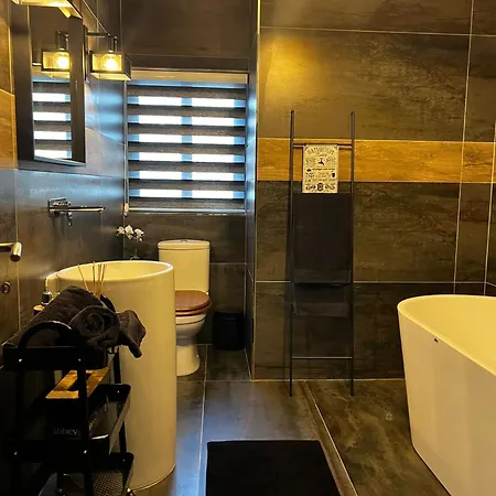 Trendy Seaside Escape 2 Bedroom Penthouse