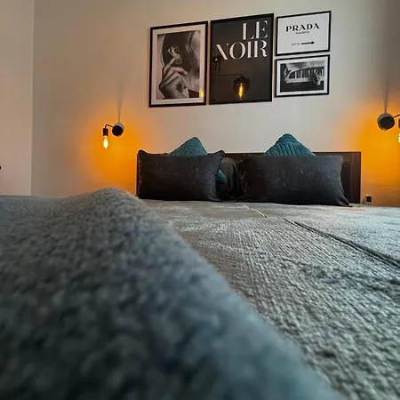 Trendy Seaside Escape 2 Bedroom Penthouse