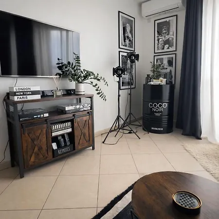Trendy Seaside Escape 2 Bedroom Penthouse 公寓 *