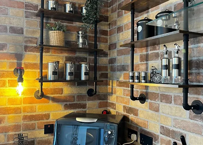 Trendy Seaside Escape 2 Bedroom Penthouse Marsaskala