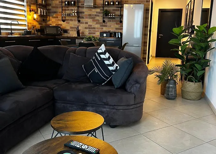 Trendy Seaside Escape 2 Bedroom Penthouse Daire Marsaskala