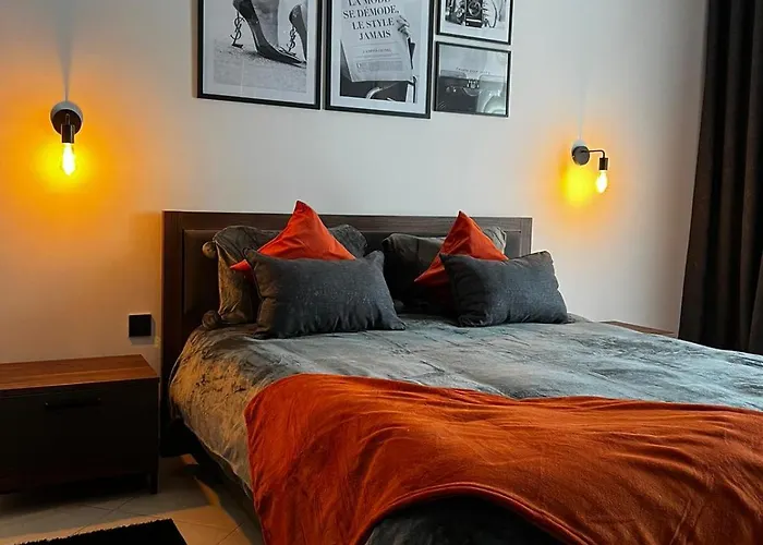 Trendy Seaside Escape 2 Bedroom Penthouse Marsaskala