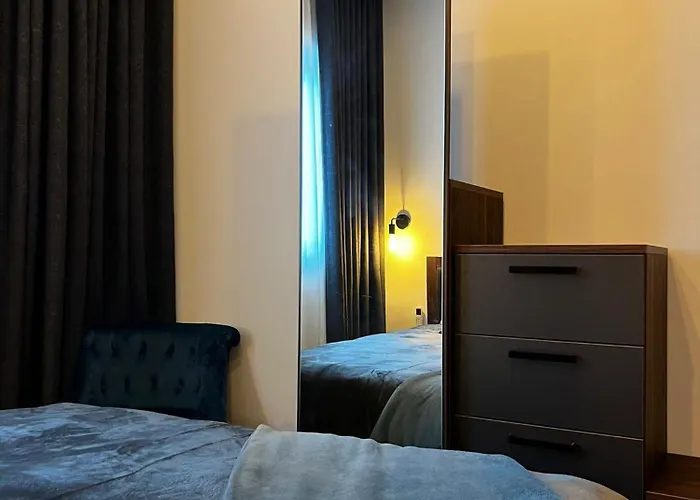 Trendy Seaside Escape 2 Bedroom Penthouse Daire *